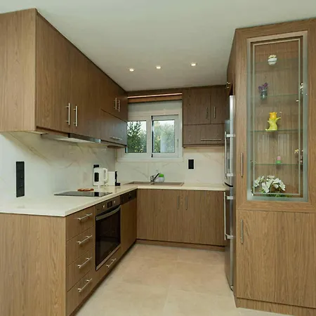 Donikas House *